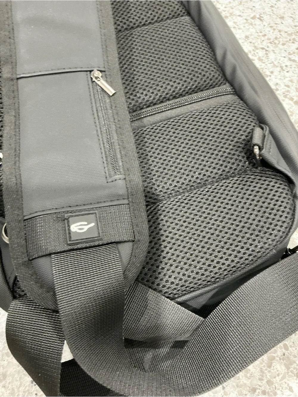 Razor Black Travel Carry Case with White Logo